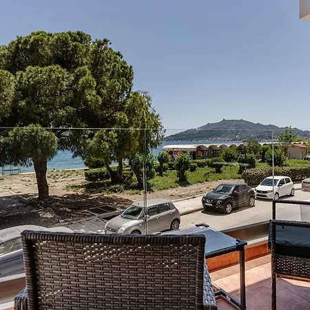 Seafront Spirit Daire Zakintos