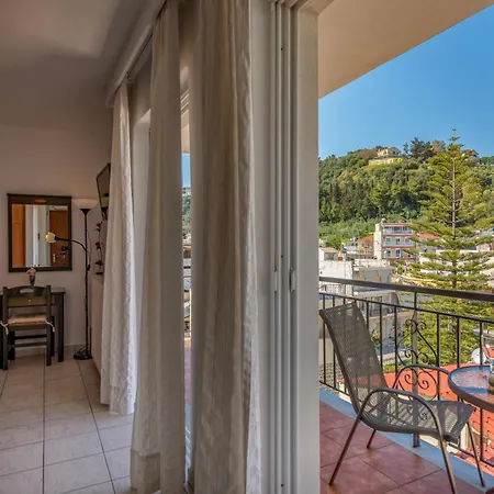 Seafront Spirit * 자킨토스 타운