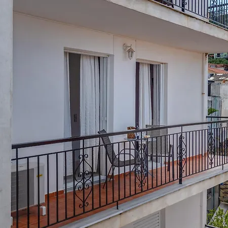 Seafront Spirit Apartment *