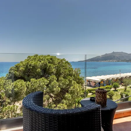 Seafront Spirit 아파트 자킨토스 타운