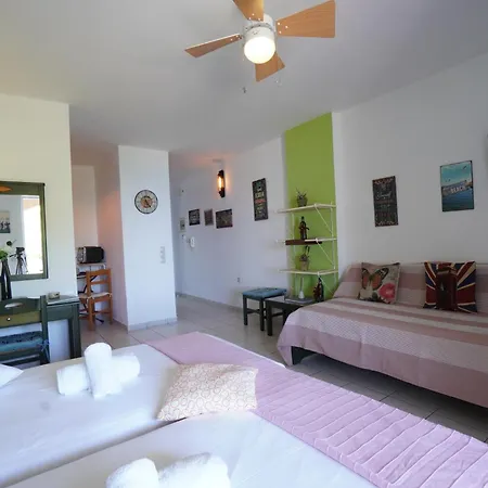 Seafront Spirit * 자킨토스 타운